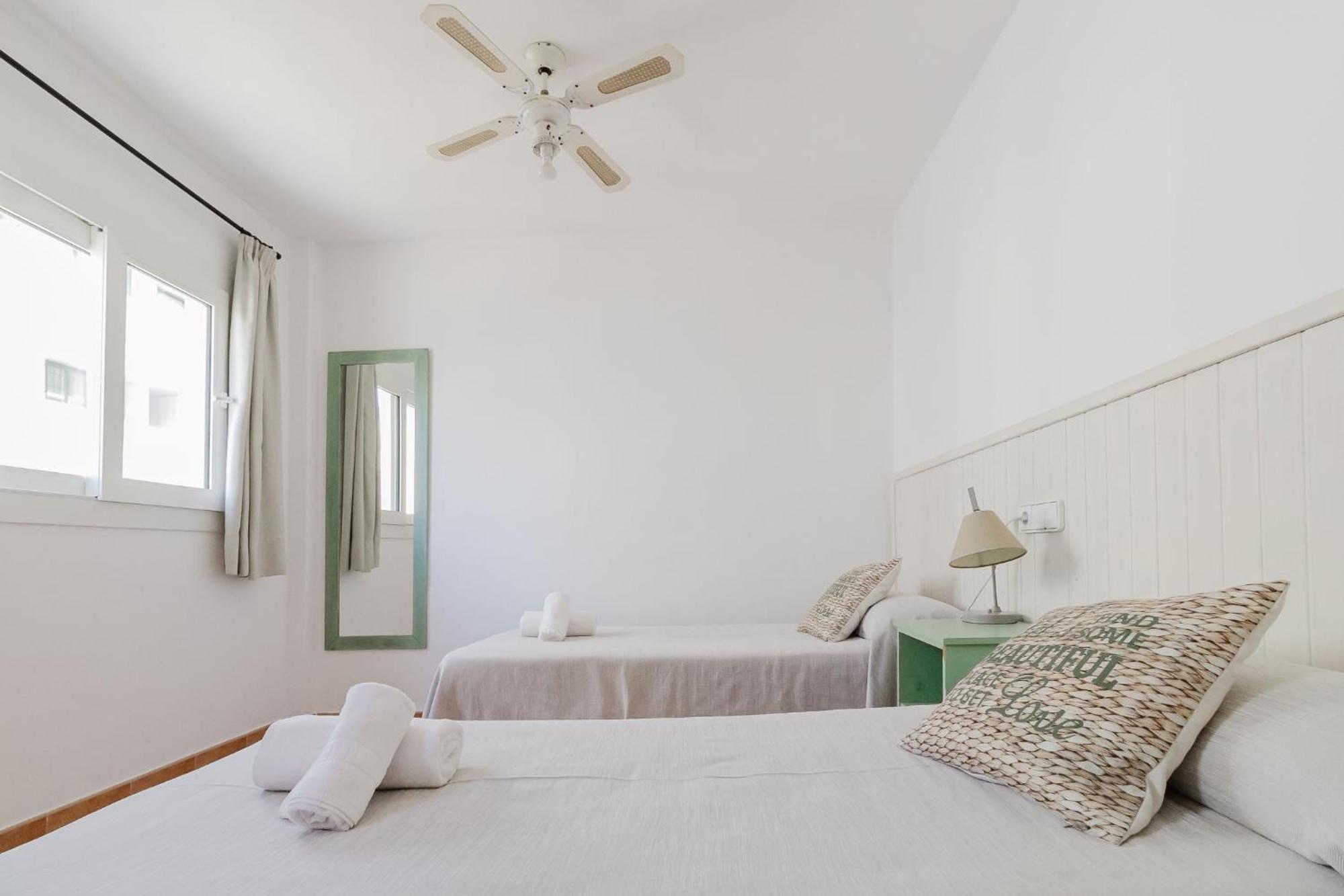 Apartamentos Timon - Emar Hotels Es Pujols Exterior photo